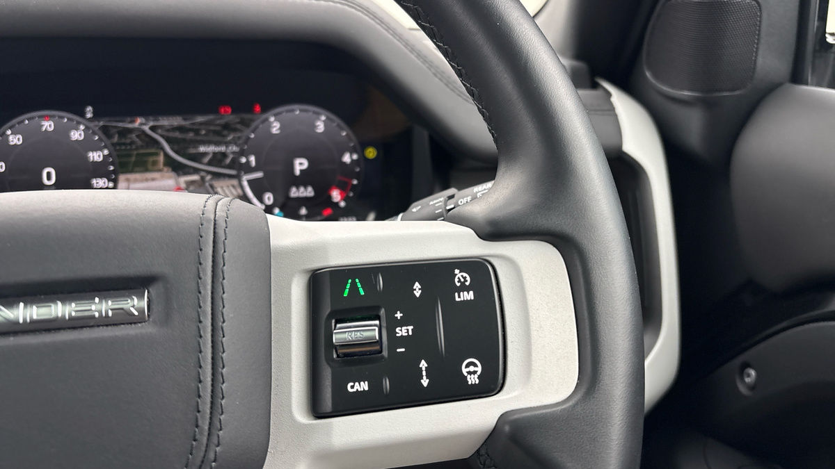 Used Land Rover Defender 2025 for sale - 78018083: Photo 14