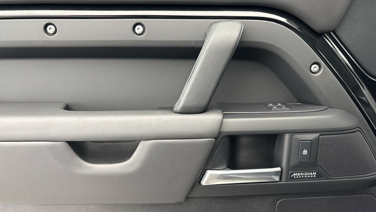 Used Land Rover Defender 2025 for sale - 78018083: Photo 19