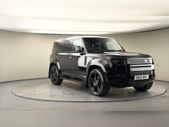 Used Land Rover Defender 2025 for sale - 78018083: Photo