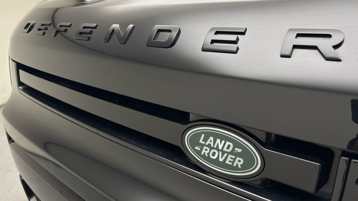Used Land Rover Defender 2025 for sale - 78018083: Photo 24
