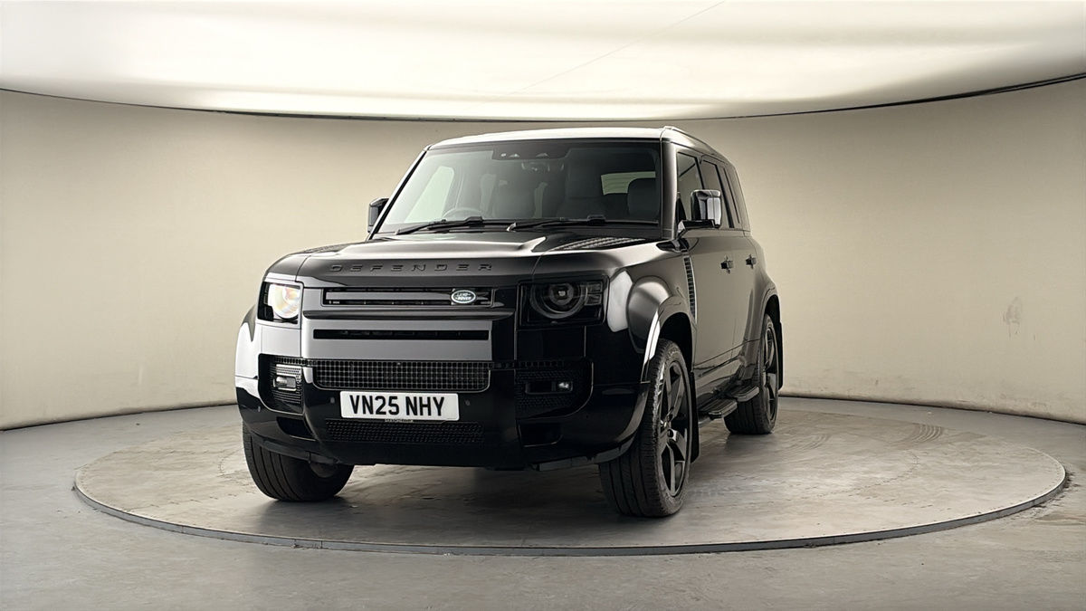 Used Land Rover Defender 2025 for sale - 78018083: Photo 32
