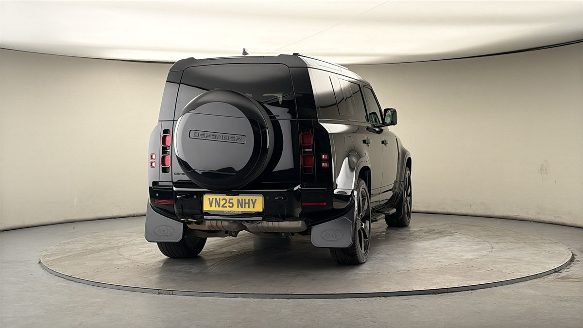 Used Land Rover Defender 2025 for sale - 78018083: Photo 41