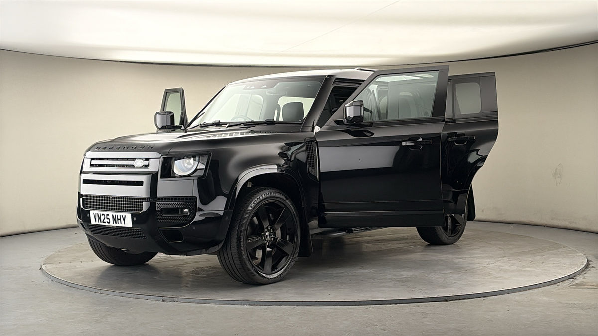 Used Land Rover Defender 2025 for sale - 78018083: Photo 50