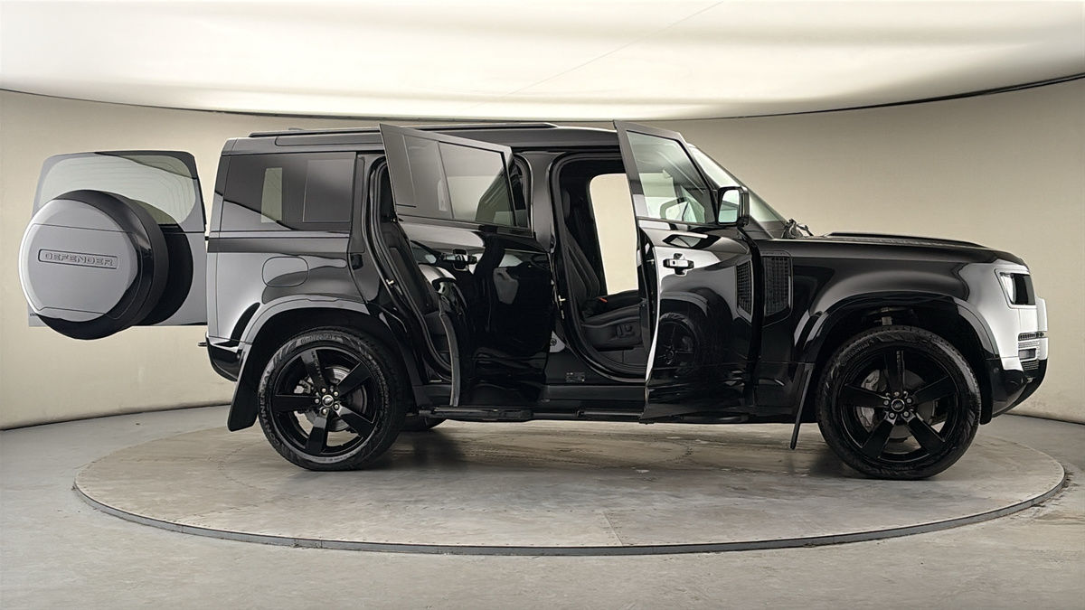 Used Land Rover Defender 2025 for sale - 78018083: Photo 56