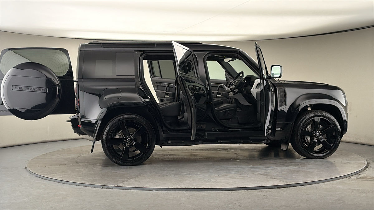 Used Land Rover Defender 2025 for sale - 78018083: Photo 57