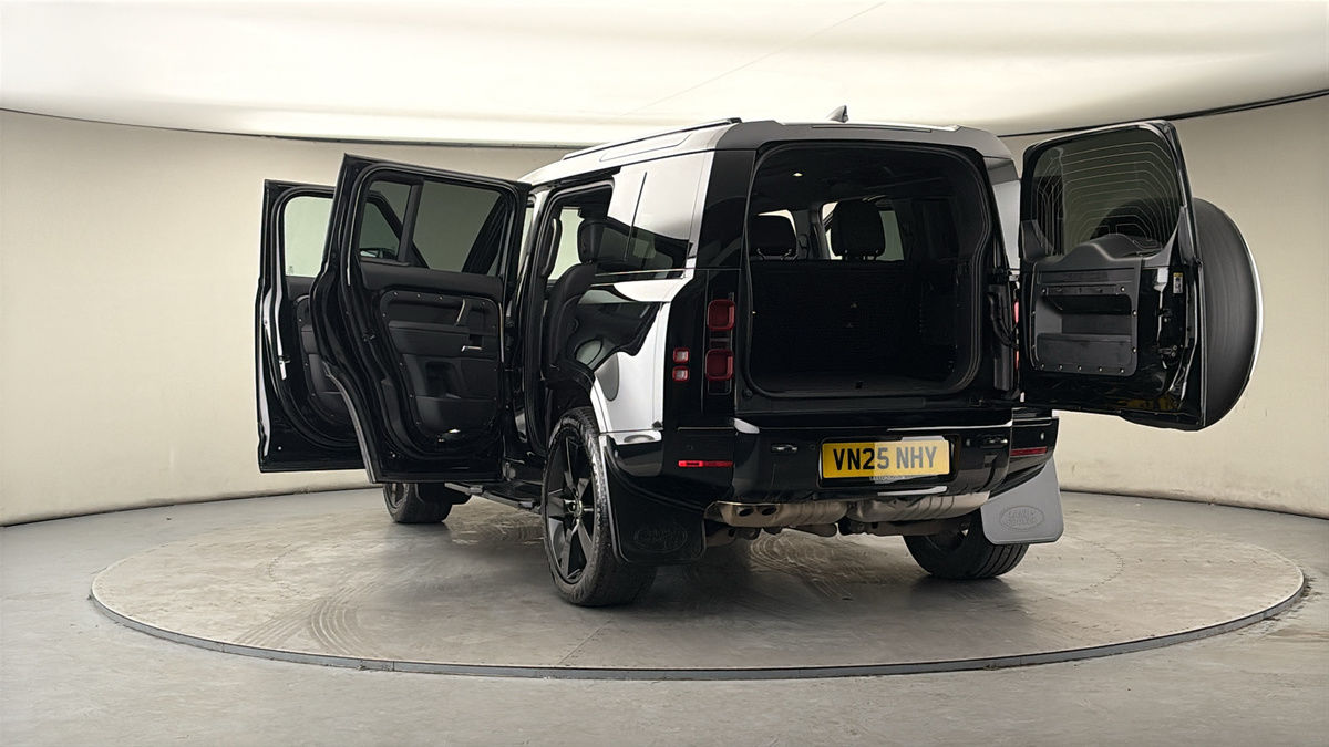 Used Land Rover Defender 2025 for sale - 78018083: Photo 62