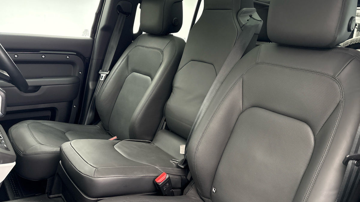 Used Land Rover Defender 2025 for sale - 78018083: Photo 7