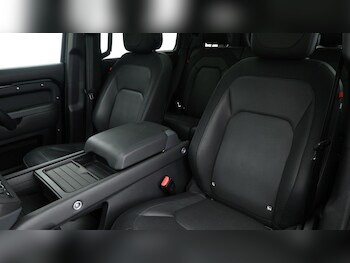 Used Land Rover Defender 110 2022 for sale - 74184608: Photo