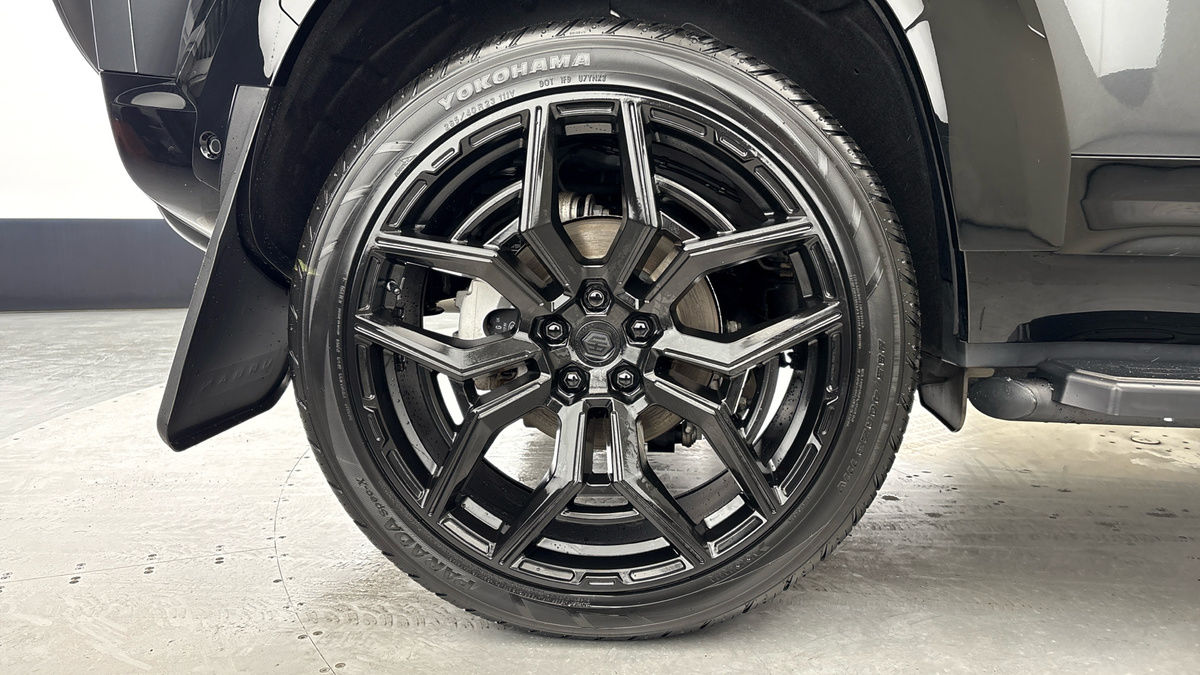 Used Land Rover Defender 2024 for sale - 77906142: Photo 10