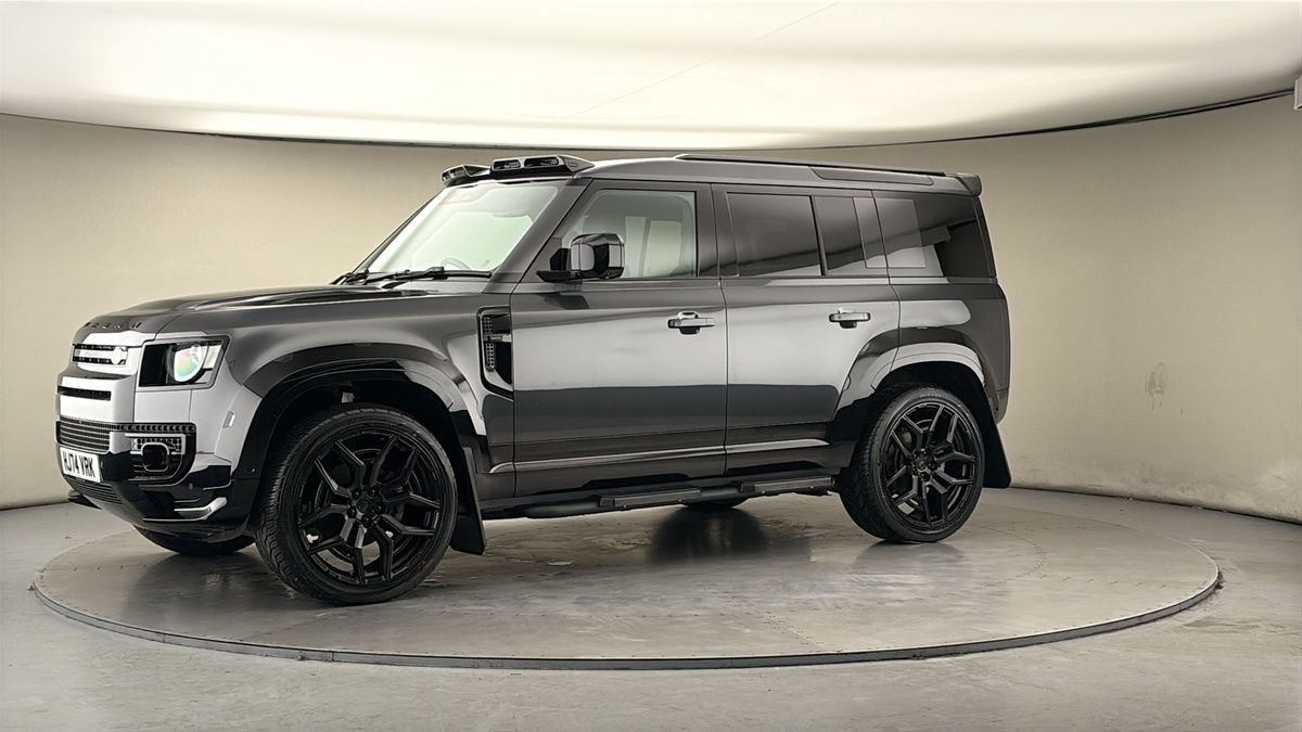 Used Land Rover Defender 2024 for sale - 77906142: Photo 34