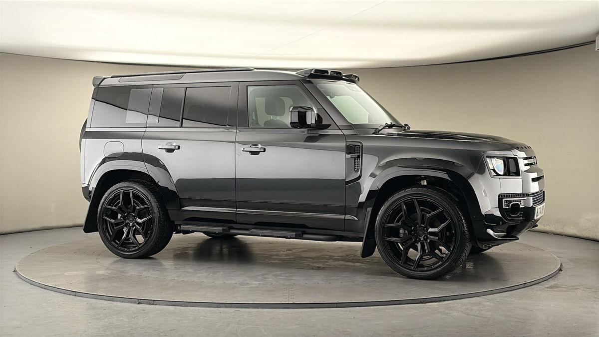 Used Land Rover Defender 2024 for sale - 77906142: Photo 40