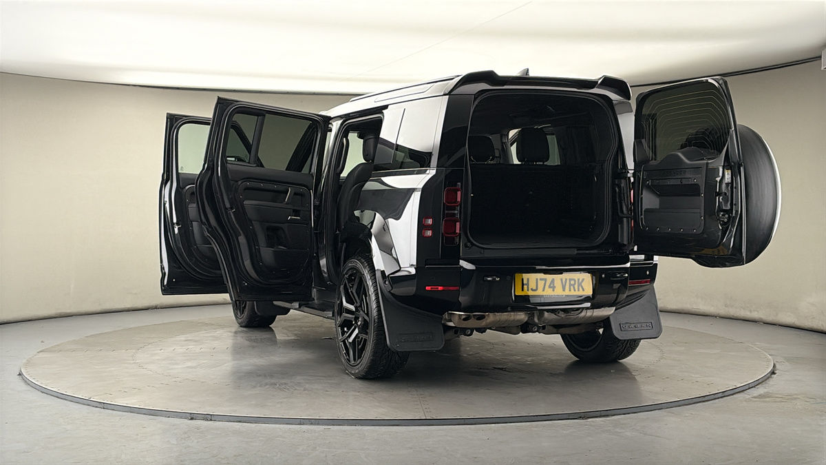 Used Land Rover Defender 2024 for sale - 77906142: Photo 66