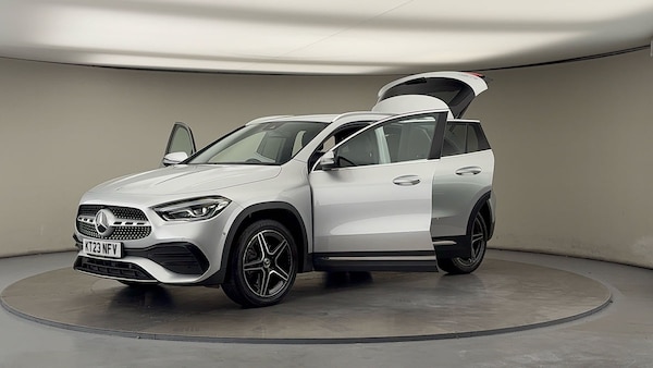 Used Mercedes-Benz GLA 2023 for sale - 75987100: Photo 22