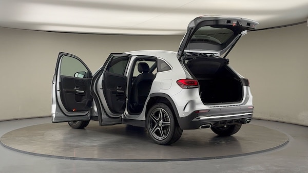 Used Mercedes-Benz GLA 2023 for sale - 75987100: Photo 43