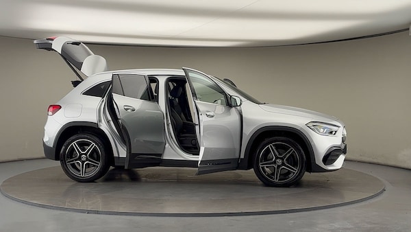 Used Mercedes-Benz GLA 2023 for sale - 75987100: Photo 55