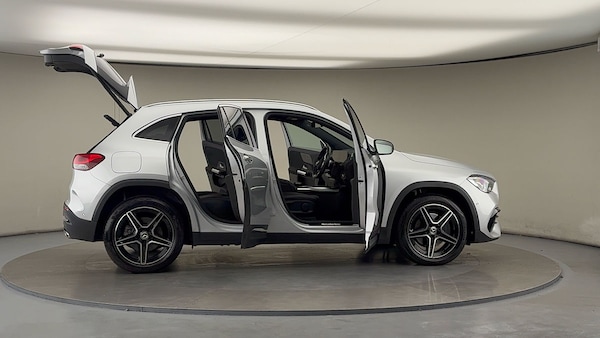 Used Mercedes-Benz GLA 2023 for sale - 75987100: Photo 56