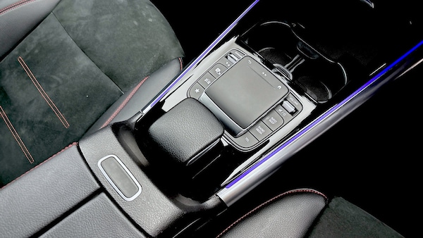 Used Mercedes-Benz GLA 2023 for sale - 75987100: Photo 9