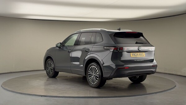 Used Volkswagen Tiguan 2024 for sale - 76163829: Photo 2