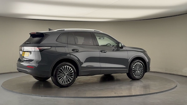 Used Volkswagen Tiguan 2024 for sale - 76163829: Photo 38