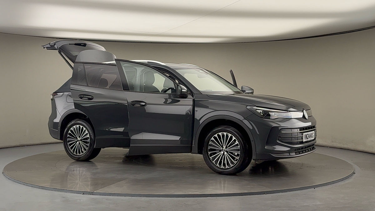 Used Volkswagen Tiguan 2024 for sale - 76163829: Photo 54