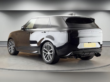 Used Land Rover Range Rover Sport 2024 for sale - 78794169: Photo