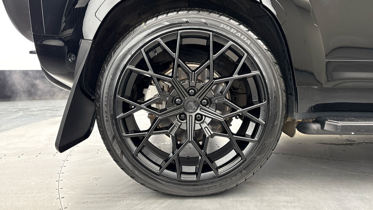 Used Land Rover Defender 110 2024 for sale - 76643159: Photo 10