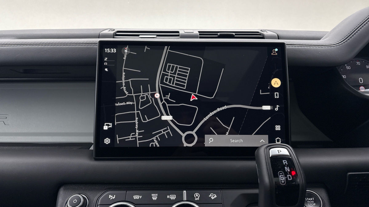 Used Land Rover Defender 110 2024 for sale - 76643159: Photo 17