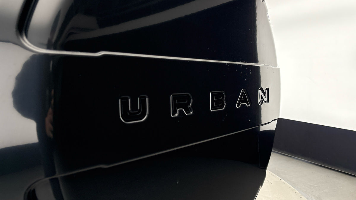 Used Land Rover Defender 110 2024 for sale - 76643159: Photo 30