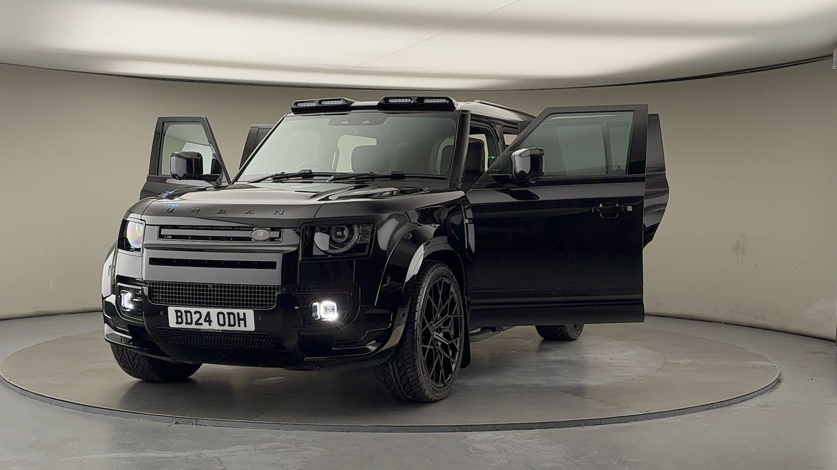 Used Land Rover Defender 110 2024 for sale - 76643159: Photo 58