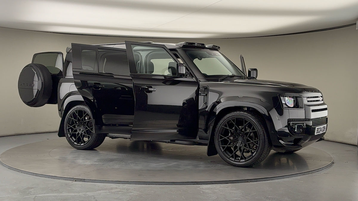 Used Land Rover Defender 110 2024 for sale - 76643159: Photo 62