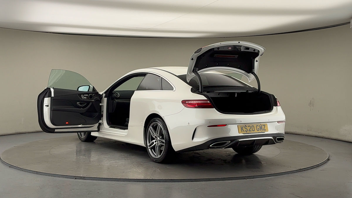 Used Mercedes-Benz E Class 2020 for sale - 76962991: Photo 23