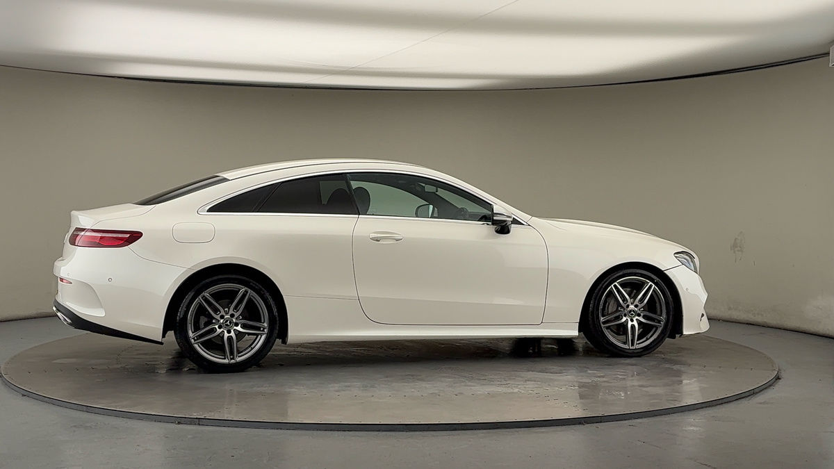 Used Mercedes-Benz E Class 2020 for sale - 76962991: Photo 38