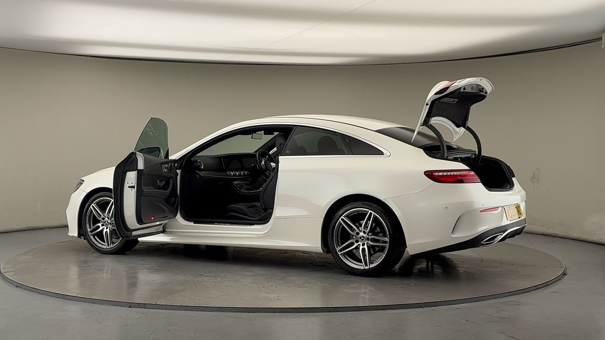 Used Mercedes-Benz E Class 2020 for sale - 76962991: Photo 46