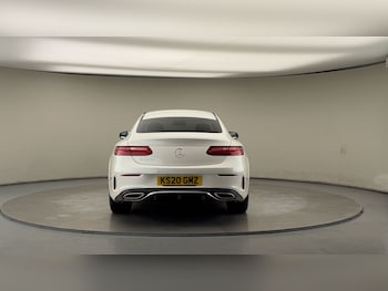 Used Mercedes-Benz E Class 2020 for sale - 76962991: Photo