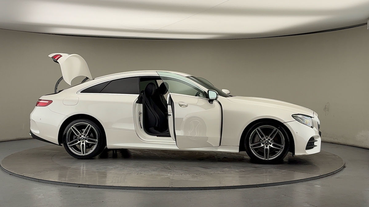 Used Mercedes-Benz E Class 2020 for sale - 76962991: Photo 56