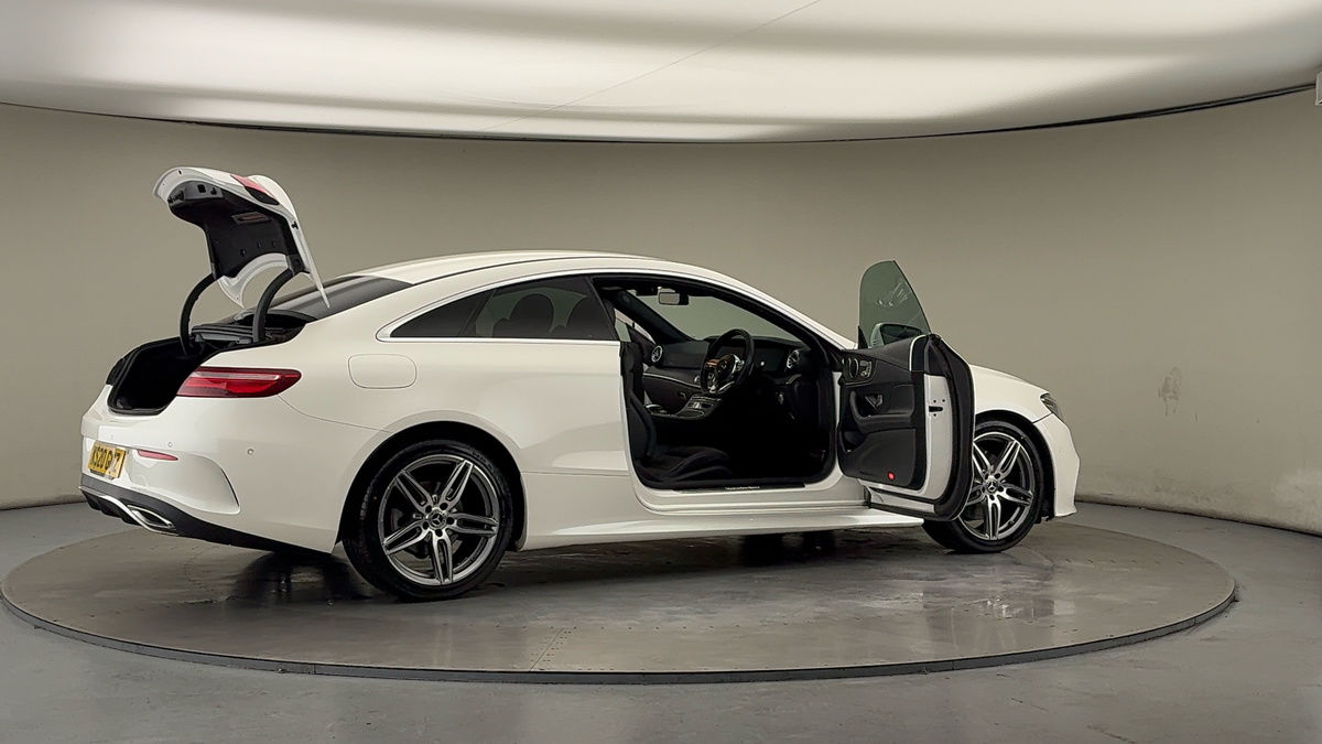 Used Mercedes-Benz E Class 2020 for sale - 76962991: Photo 58