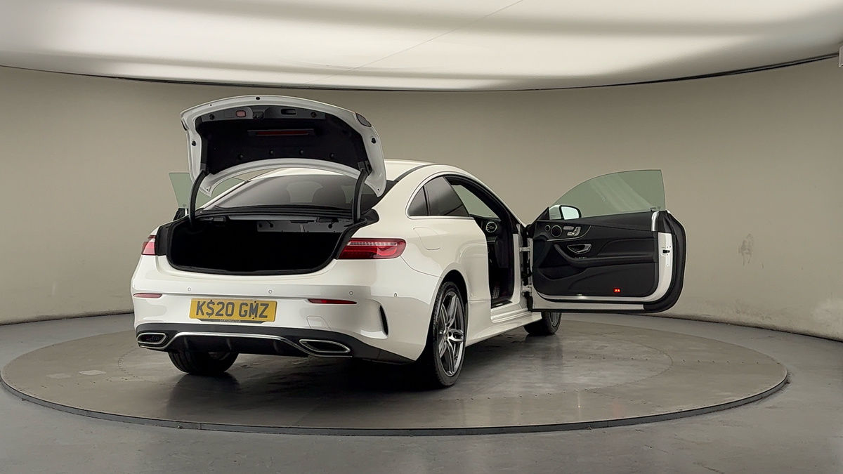 Used Mercedes-Benz E Class 2020 for sale - 76962991: Photo 60