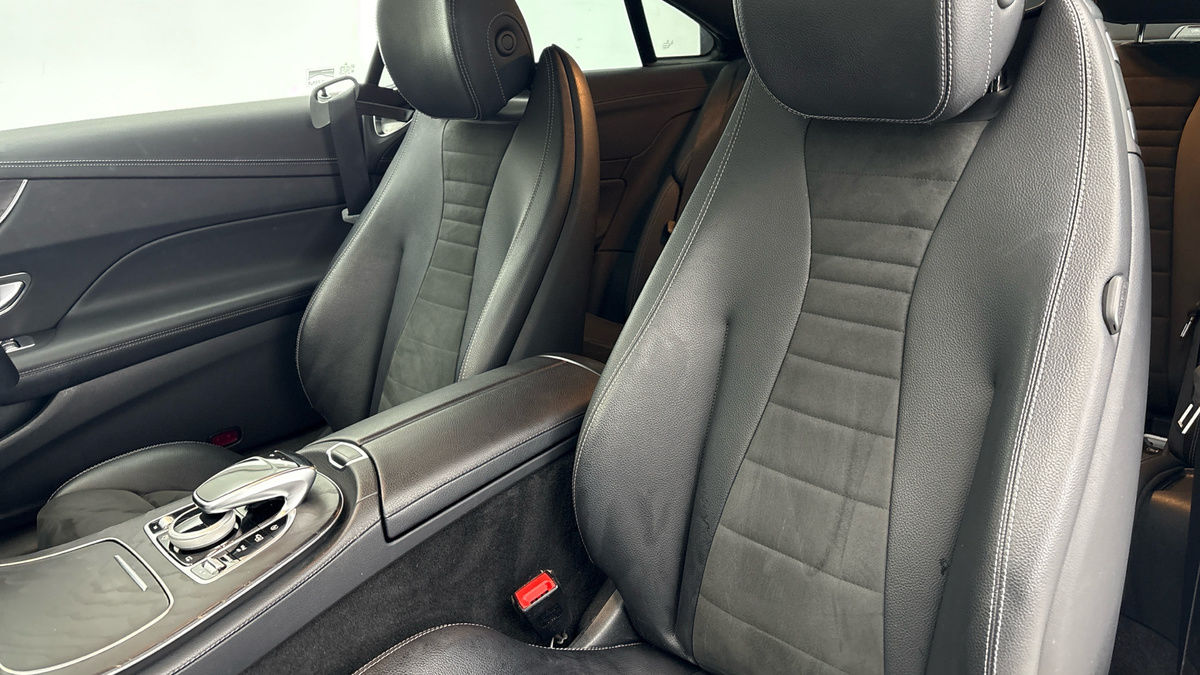 Used Mercedes-Benz E Class 2020 for sale - 76962991: Photo 7