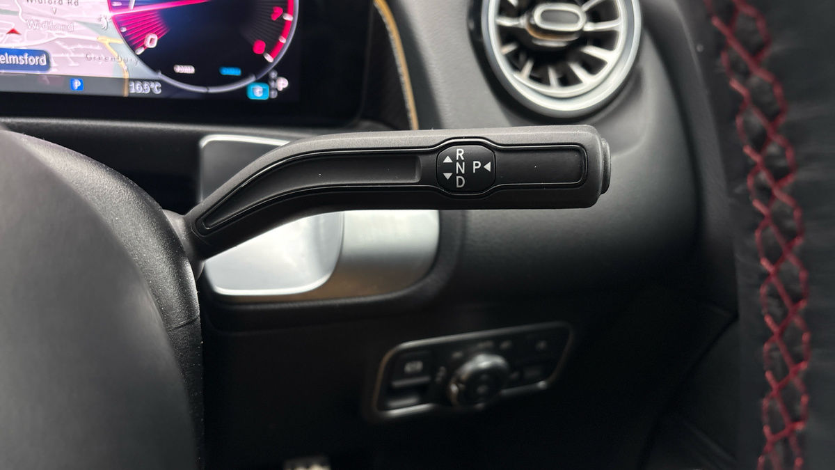 Used Mercedes-Benz GLB 2025 for sale - 76334518: Photo 6