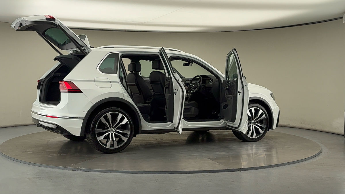 Used Volkswagen Tiguan 2020 for sale - 76106452: Photo 64
