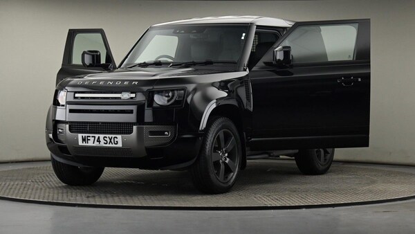 Used Land Rover Defender 90 2024 for sale - 75265568: Photo 25
