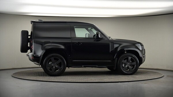 Used Land Rover Defender 90 2024 for sale - 75265568: Photo 39