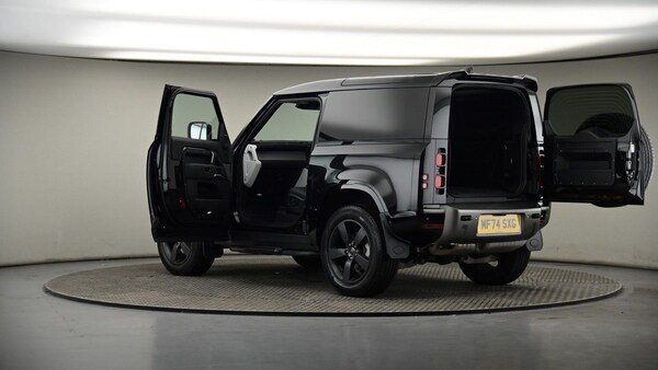 Used Land Rover Defender 90 2024 for sale - 75265568: Photo 50