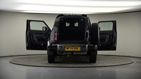 Used Land Rover Defender 90 2024 for sale - 75265568: Photo 51