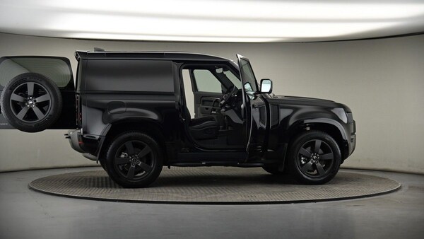 Used Land Rover Defender 90 2024 for sale - 75265568: Photo 55