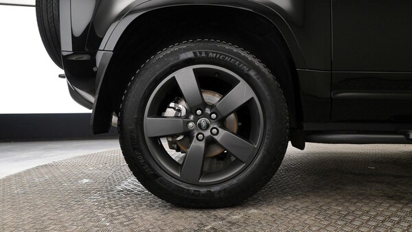 Used Land Rover Defender 90 2024 for sale - 75265568: Photo 6
