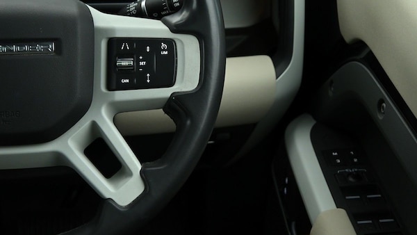Used Land Rover Defender 110 2022 for sale - 74251554: Photo 16