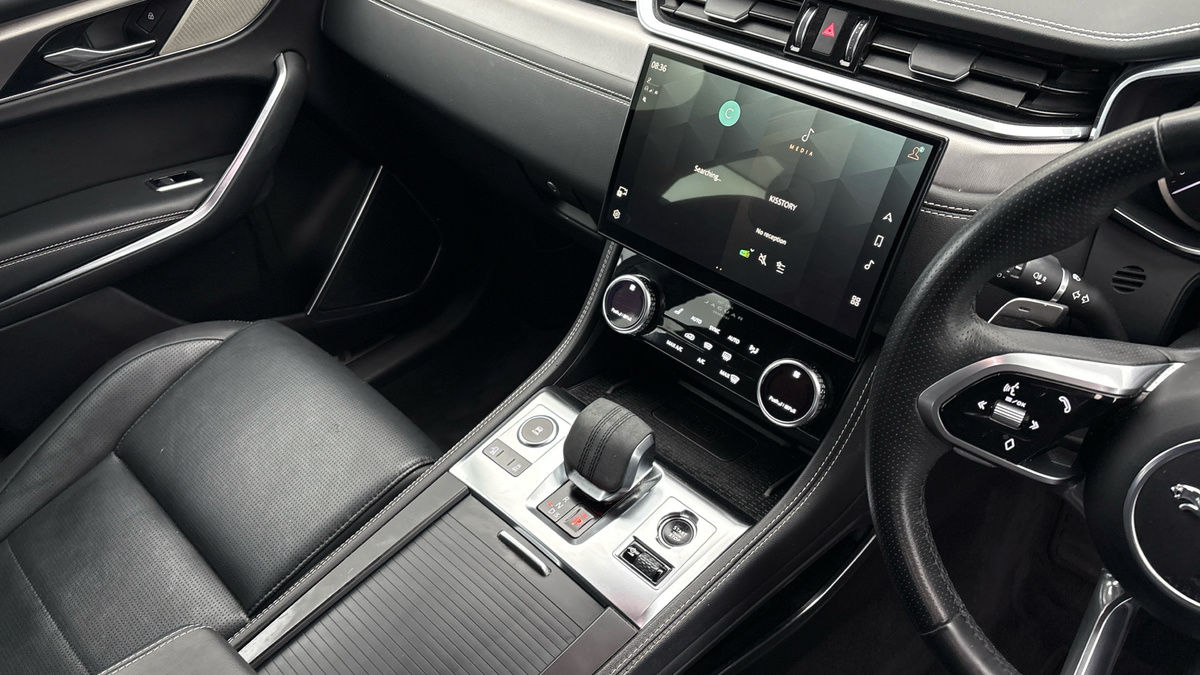 Used Jaguar F-Pace 2022 for sale - 77288806: Photo 18