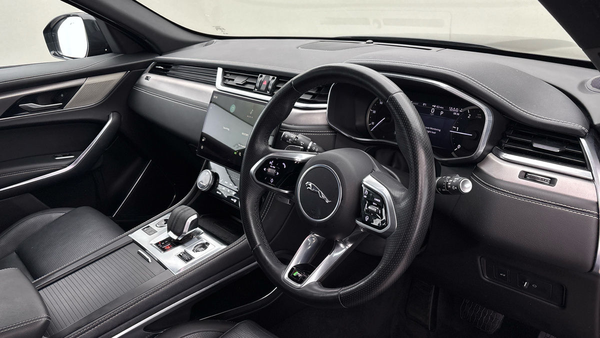 Used Jaguar F-Pace 2022 for sale - 77288806: Photo 5