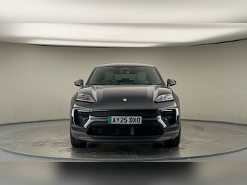 Used Porsche Macan 2025 for sale - 75878235: Photo